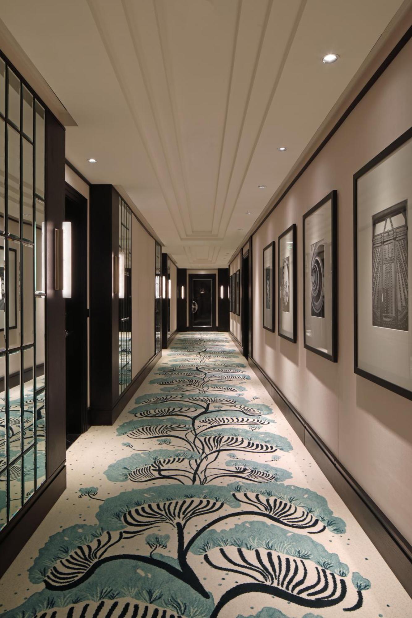 Waldorf Astoria West Bay 5* Doha
